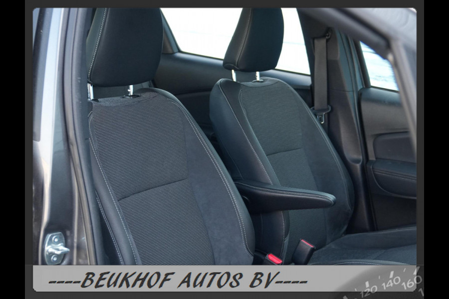 Toyota Yaris 1.5 Hybrid Sport Automaat Navigatie Camera Pdc