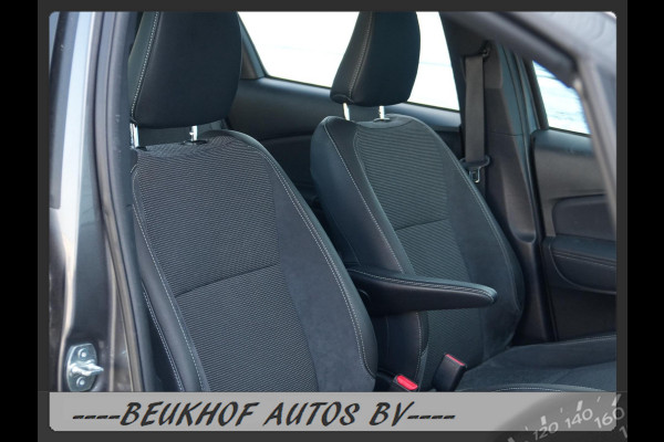 Toyota Yaris 1.5 Hybrid Sport Automaat Navigatie Camera Pdc