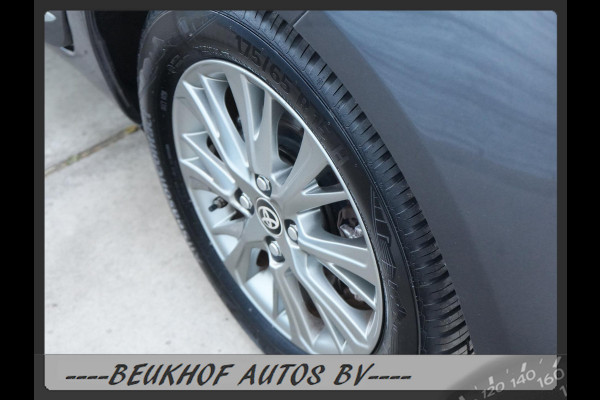 Toyota Yaris 1.5 Hybrid Sport Automaat Navigatie Camera Pdc