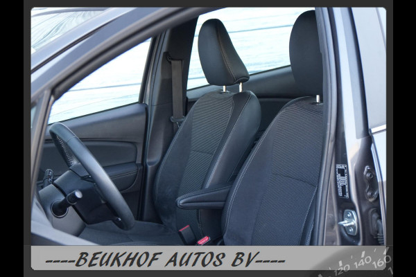 Toyota Yaris 1.5 Hybrid Sport Automaat Navigatie Camera Pdc