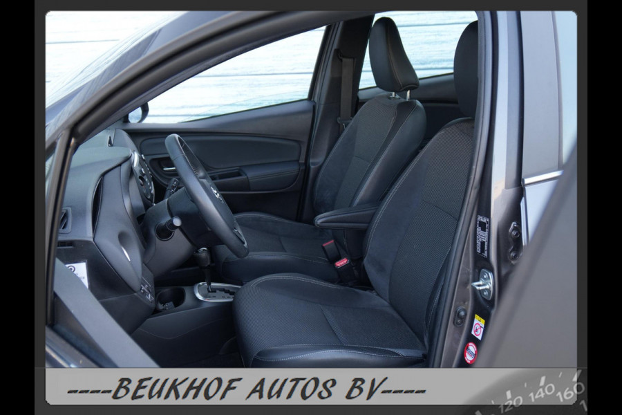 Toyota Yaris 1.5 Hybrid Sport Automaat Navigatie Camera Pdc