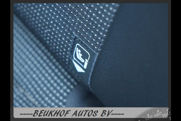 Toyota Yaris 1.5 Hybrid Sport Automaat Navigatie Camera Pdc