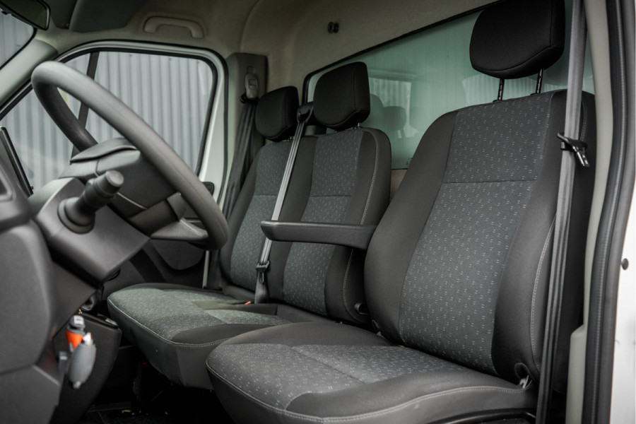 Opel Movano **2.3 CDTI BiTurbo | Bakwagen met Laadklep | Euro 6 | 146 PK | A/C | Cruise | Navigatie | MF Stuur**