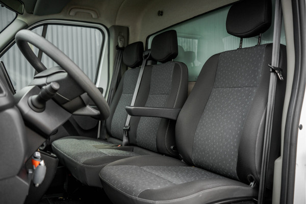 Opel Movano **2.3 CDTI BiTurbo | Bakwagen met Laadklep | Euro 6 | 146 PK | A/C | Cruise | Navigatie | MF Stuur**