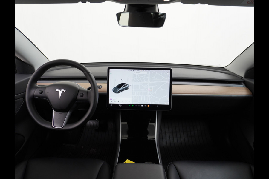 Tesla Model 3 RWD SR+ 60kWh 325PK 19" FSD-3 Computer AutoPilot Leder PanoDak Adaptive-Cruise Lmv 18" Camera's Elektr.-Stuur+Stoelen+Spiegels+G Navi LED Comfortstoelen ACC DAB Voorverwarmen interieur via App Keyless via Telefoonsleutel One-Pedal-Drive Origineel Nederlandse auto tot 11kw laden thuis! Garantie Accu tot  11-12-2027 max 160.000km 1.584kg licht!
