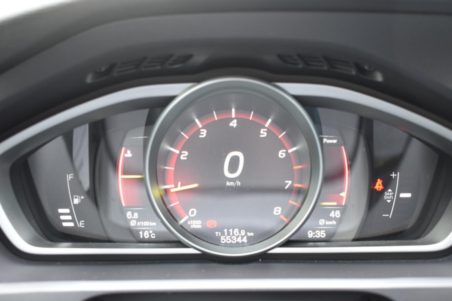 Volvo V40 T2 122PK Nordic+ / Navigatie / Camera / Cruise Control / Stoelverwarming / LM Velgen /