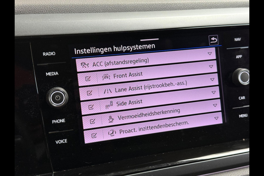 Volkswagen Taigo 1.0 TSI R-Line Business | Automaat | camera | DAB | Beats audio | stoelverwarming