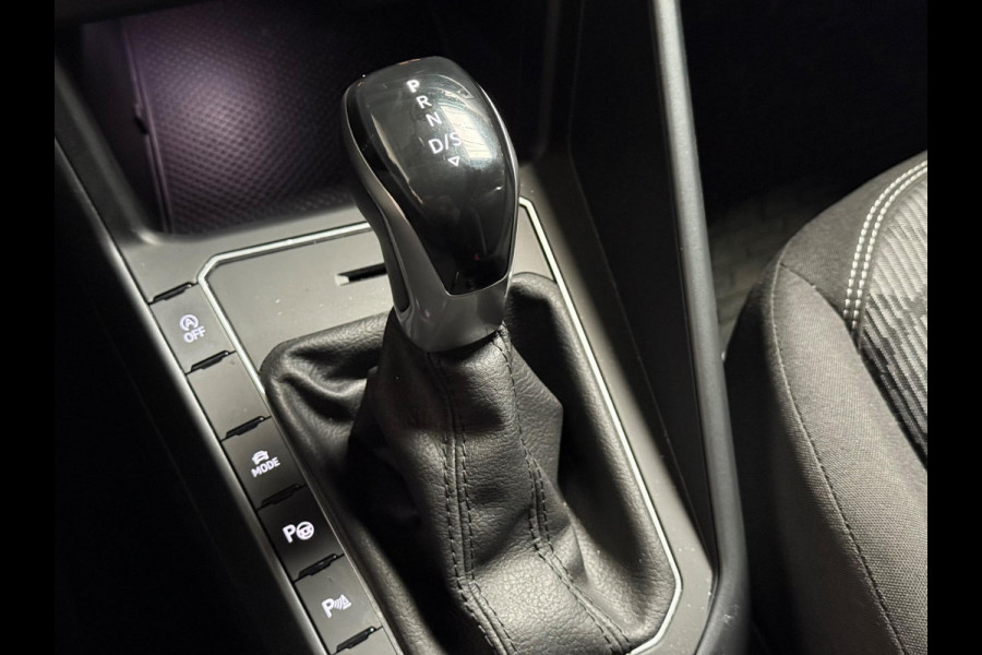 Volkswagen Taigo 1.0 TSI R-Line Business | Automaat | camera | DAB | Beats audio | stoelverwarming