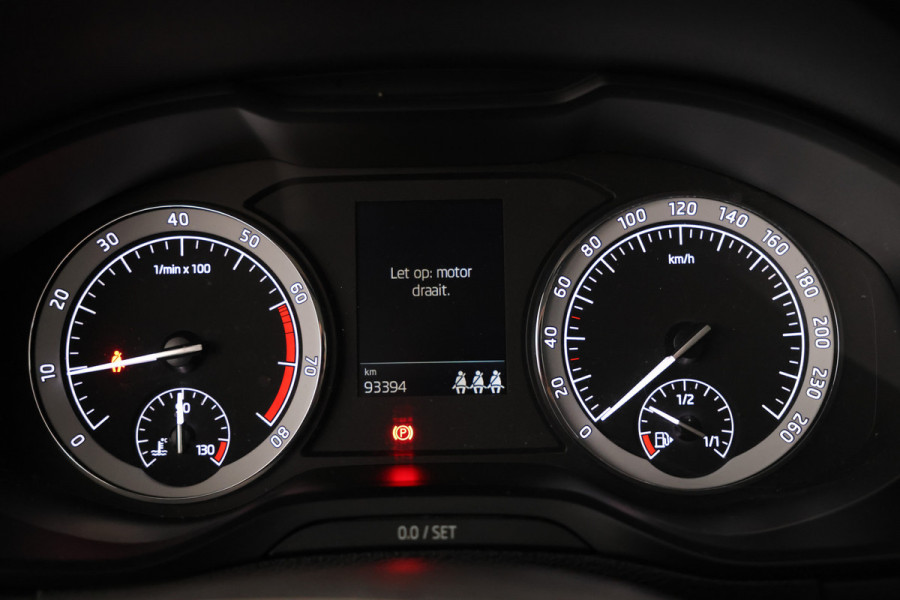 Škoda Karoq 1.0 TSI Ambition Business Automaat, Navigatie, Leer, Climate,