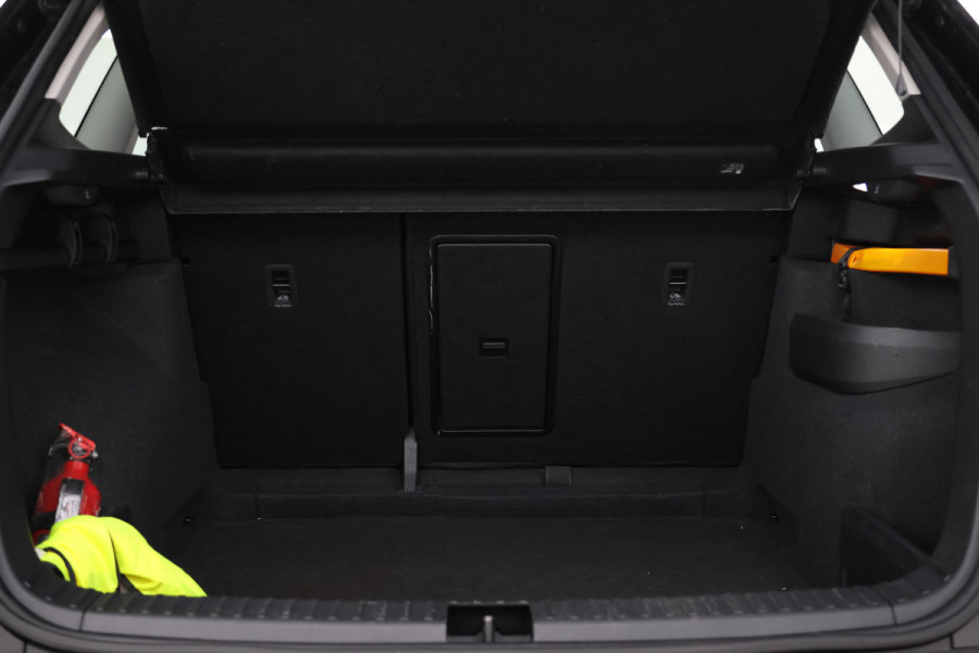 Škoda Karoq 1.0 TSI Ambition Business Automaat, Navigatie, Leer, Climate,