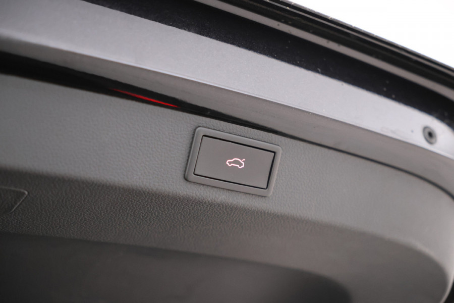Škoda Karoq 1.0 TSI Ambition Business Automaat, Navigatie, Leer, Climate,