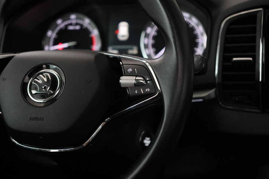 Škoda Karoq 1.0 TSI Ambition Business Automaat, Navigatie, Leer, Climate,