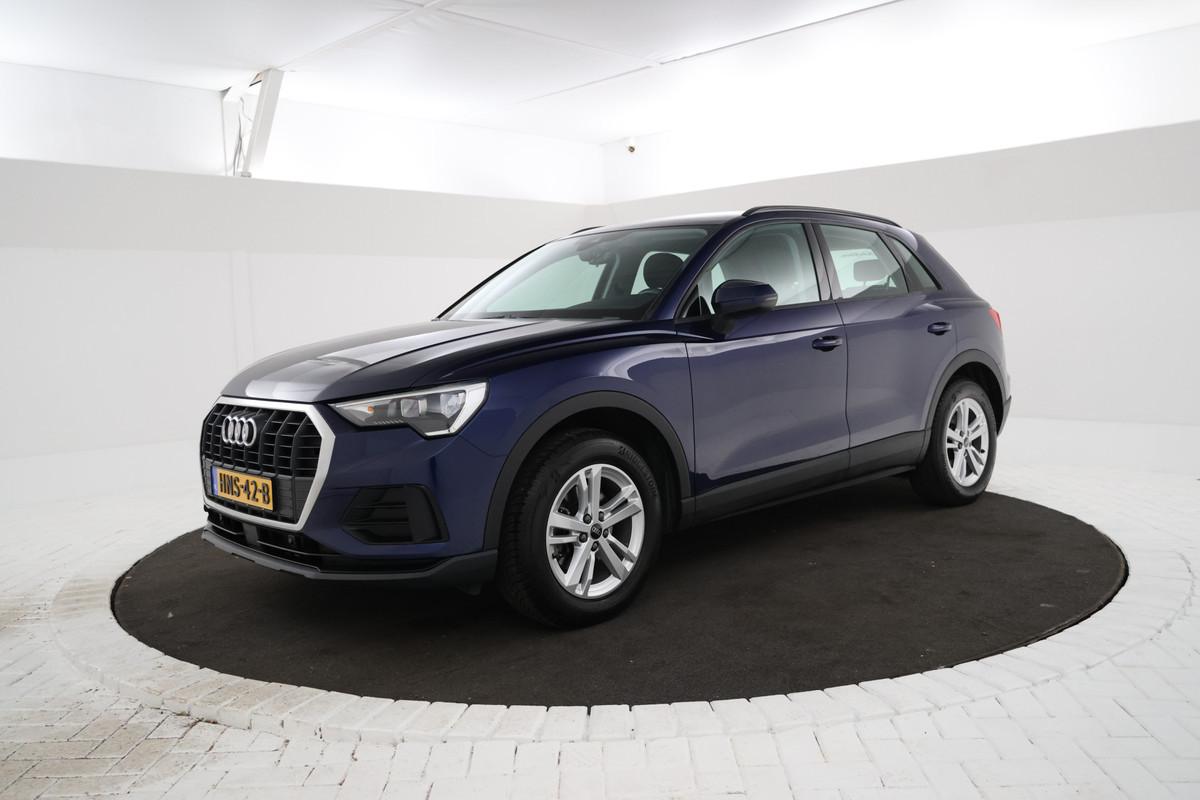 Audi Q3 35 TFSI Advanced edition Airco, Apple carplay, Achterruitrij camera. Audi Q3 35 TFSI Advanced edition Airco, Apple carplay, Achterruitrij camera.
