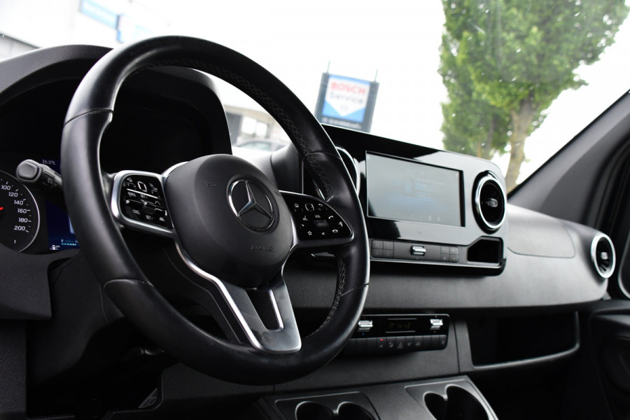 Mercedes-Benz Sprinter 319 3.0 CDI L2H1 AMG Edition Adaptieve Cruise, 360 Camera, LED, Leder, 10,5" Mbux, NAVI, Carplay, Stoelverwarming, BOM VOL!