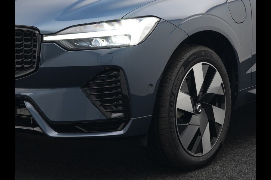 Volvo XC60 T8 Plug-in hybrid AWD Ultimate Dark PHEV | Panodak | Trekhaak af Fabriek  | Adaptive Cruise | Head Up | Tailored Wool Sportstoelen Memory | Harman Kardon | 360 Camera | 20"L.M | Keyless | Google Maps |