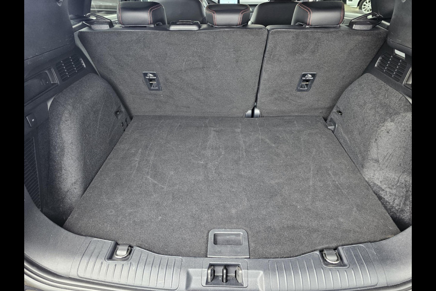 Ford Kuga 1.5 EcoBoost ST-Line 150pk | Winter Pack | Camera | Navigatie | Half leder | Full led | Rode remklauwen