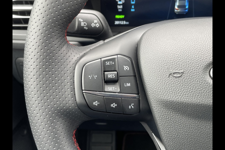 Ford Kuga 2.5 PHEV ST-Line 243PK TECHPACK! PANODAK!