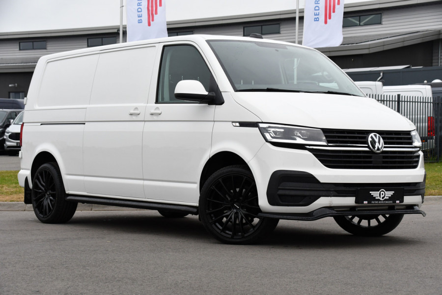 Volkswagen Transporter 2.0 TDI L2H1 30 Bulli Edition Adaptieve Cruise, Camera, Carplay, LED, Automaat, Stoelverwarming, Multimedia, 150PK, Uniek!