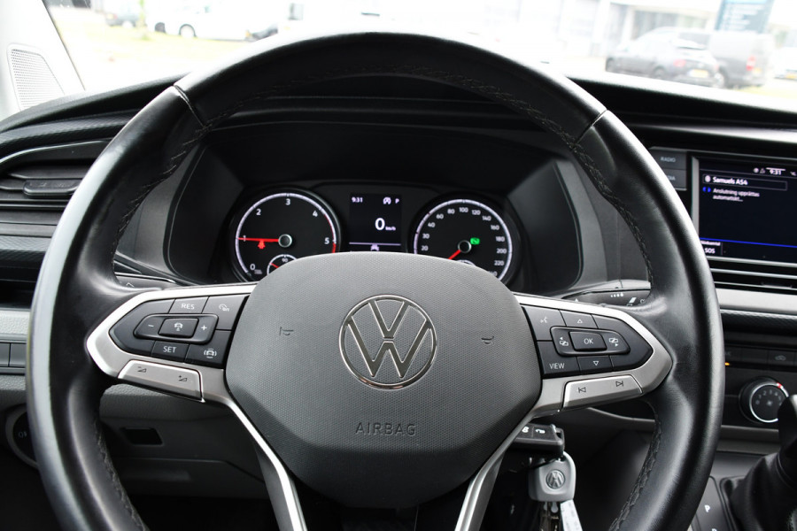 Volkswagen Transporter 2.0 TDI L2H1 30 Bulli Edition Adaptieve Cruise, Camera, Carplay, LED, Automaat, Stoelverwarming, Multimedia, 150PK, Uniek!