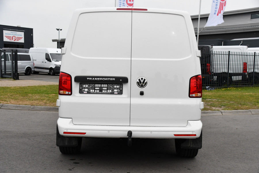 Volkswagen Transporter 2.0 TDI L2H1 30 Bulli Edition Adaptieve Cruise, Camera, Carplay, LED, Automaat, Stoelverwarming, Multimedia, 150PK, Uniek!