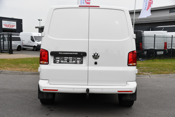 Volkswagen Transporter 2.0 TDI L2H1 30 Bulli Edition Adaptieve Cruise, Camera, Carplay, LED, Automaat, Stoelverwarming, Multimedia, 150PK, Uniek!