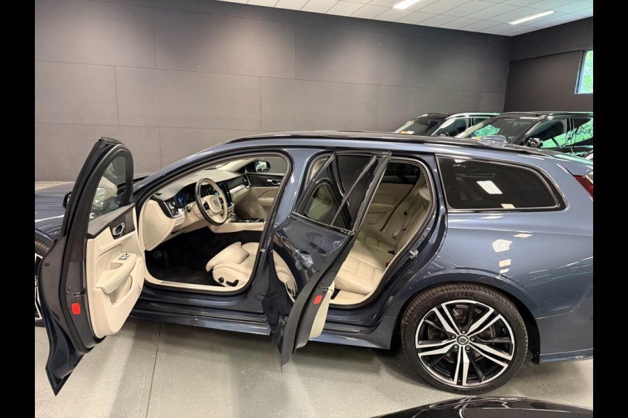Volvo V60 2.0 T6 Recharge AWD R-Design NAVI/DAB/LED/LEDER/H-KARDON/STOEL-M///