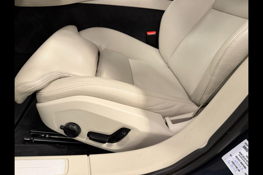 Volvo V60 2.0 T6 Recharge AWD R-Design NAVI/DAB/LED/LEDER/H-KARDON/STOEL-M///