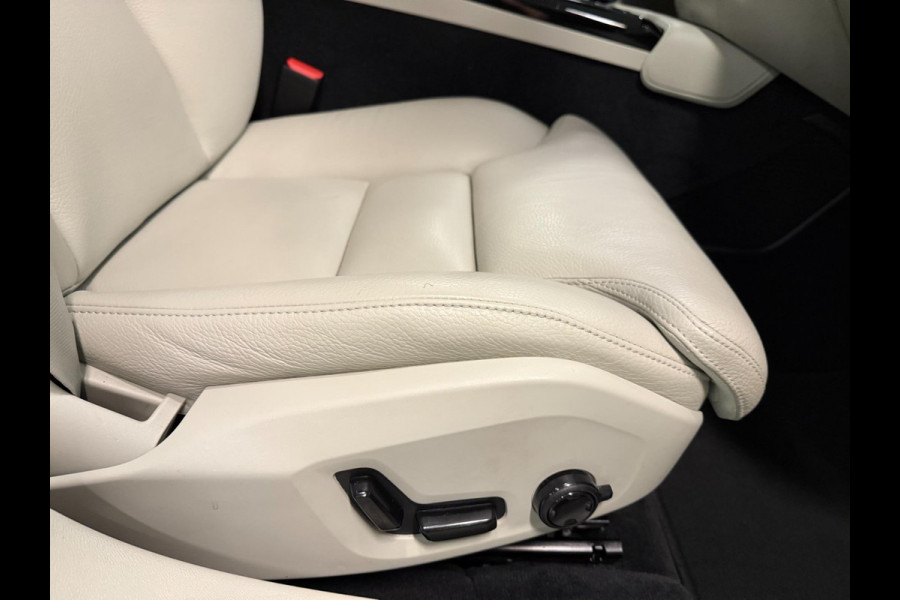 Volvo V60 2.0 T6 Recharge AWD R-Design NAVI/DAB/LED/LEDER/H-KARDON/STOEL-M///