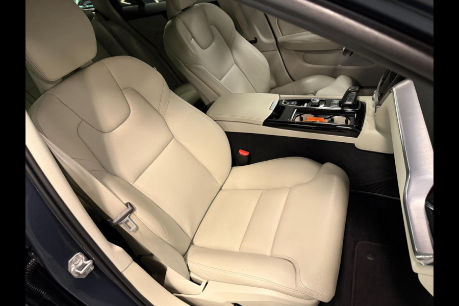 Volvo V60 2.0 T6 Recharge AWD R-Design NAVI/DAB/LED/LEDER/H-KARDON/STOEL-M///