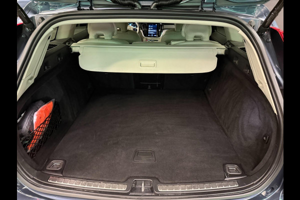 Volvo V60 2.0 T6 Recharge AWD R-Design NAVI/DAB/LED/LEDER/H-KARDON/STOEL-M///