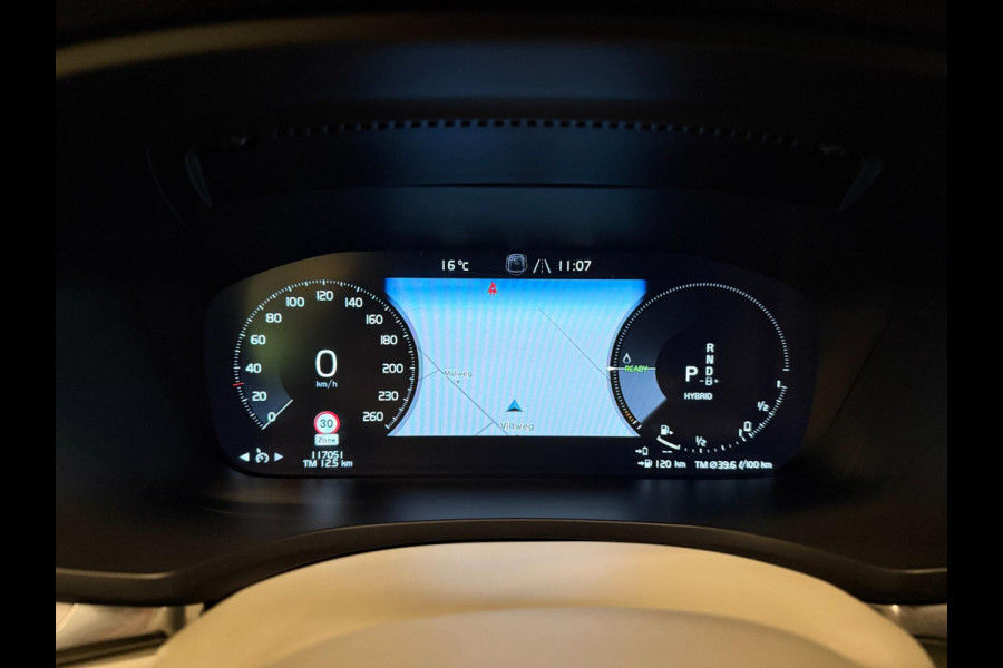 Volvo V60 2.0 T6 Recharge AWD R-Design NAVI/DAB/LED/LEDER/H-KARDON/STOEL-M///