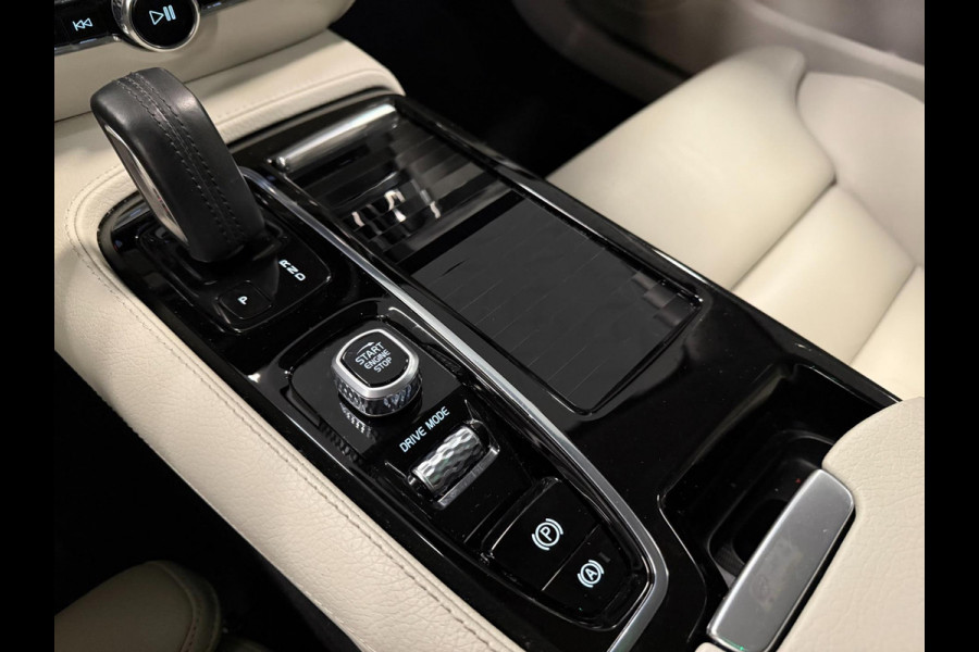 Volvo V60 2.0 T6 Recharge AWD R-Design NAVI/DAB/LED/LEDER/H-KARDON/STOEL-M///