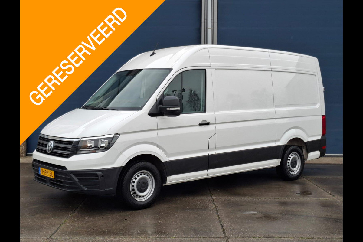 Volkswagen Crafter 35 2.0 TDI L3H3 Highline AIRCO / CRUISE CONTROLE / NAVI / TREKHAAK Volkswagen Crafter 35 2.0 TDI L3H3 Highline AIRCO / CRUISE CONTROLE / NAVI / TREKHAAK
