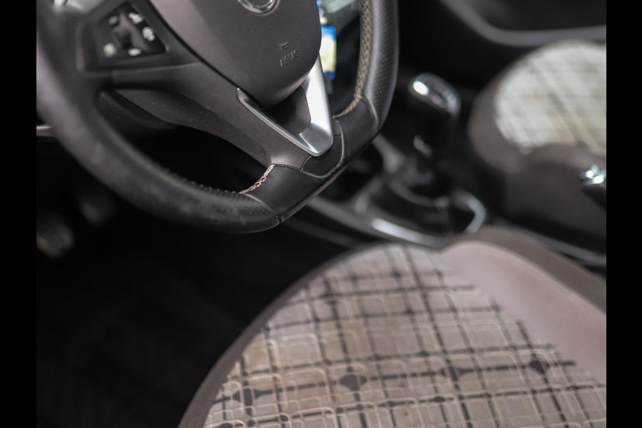 Opel Corsa 1.0 Turbo Online Edition | BTW! | OPC-Line | 17" LM | Carplay | DAB | Cruise Control