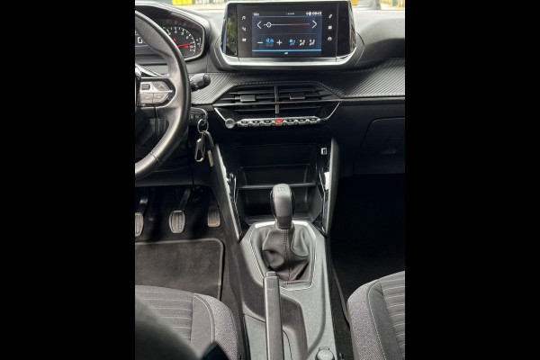 Peugeot 208 1.2 PureTech STYLE Edition - Navigatie/Apple CarPlay I LED I PDC I Airco I Sport velgen I Dealer onderhouden