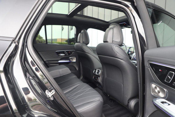 Mercedes-Benz GLC 300e AMG 4-Matic Aut9 | 313PK | Achterasbesturing | Luchtvering | Head-up | Keyles-go | Pano | Burmester | Distronic | Leder | D