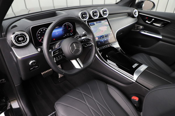 Mercedes-Benz GLC 300e AMG 4-Matic Aut9 | 313PK | Achterasbesturing | Luchtvering | Head-up | Keyles-go | Pano | Burmester | Distronic | Leder | D
