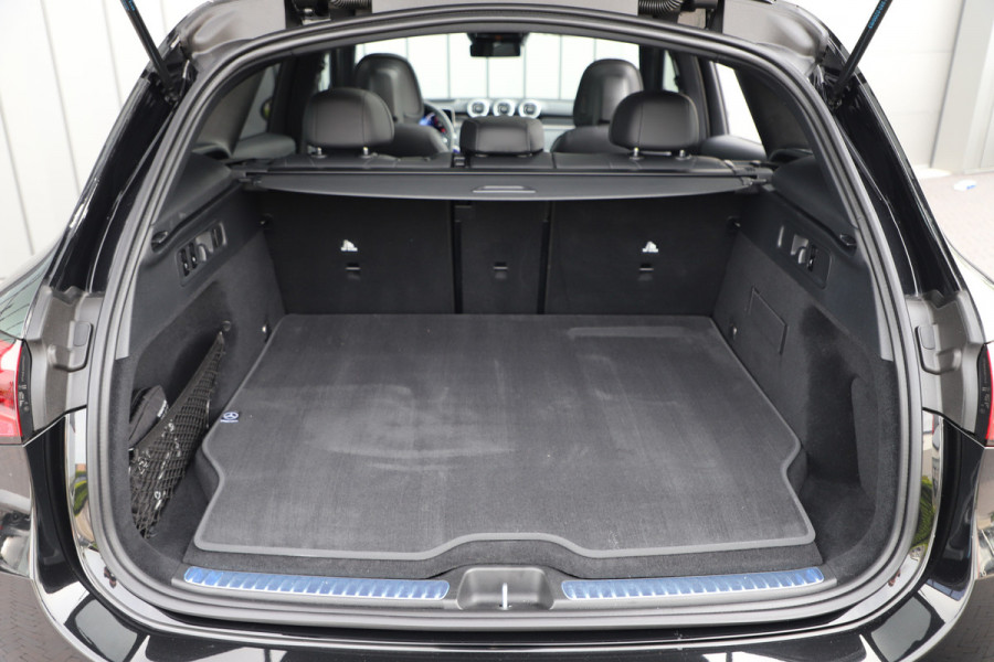 Mercedes-Benz GLC 300e AMG 4-Matic Aut9 | 313PK | Achterasbesturing | Luchtvering | Head-up | Keyles-go | Pano | Burmester | Distronic | Leder | D
