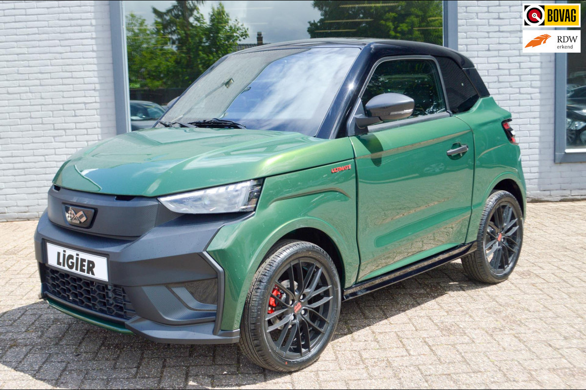 Ligier Brommobiel JS50 EV Ultimate | Elektrisch | Stuurbekrachtiging | Airco Ligier Brommobiel JS50 EV Ultimate | Elektrisch | Stuurbekrachtiging | Airco