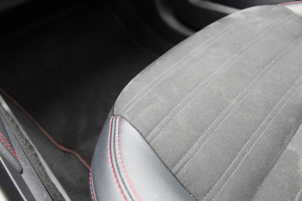 Ford Kuga 2.5 PHEV ST-Line X | Origin NL | BLIS | Trekhaak | B&O | Head-up | Styling Pack | Adaptieve cruise
