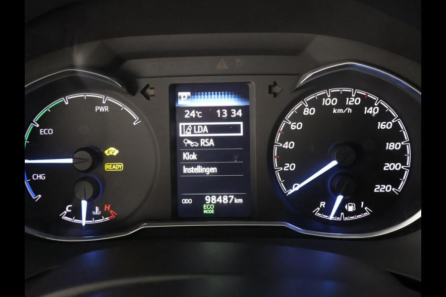 Toyota Yaris 1.5 HYBRID DESIGN SPORT BI-TONE AUTOMAAT CLOUD NAVIGATIE. BIJNA 2020.CAMERA. GARANTIE TOT 2030