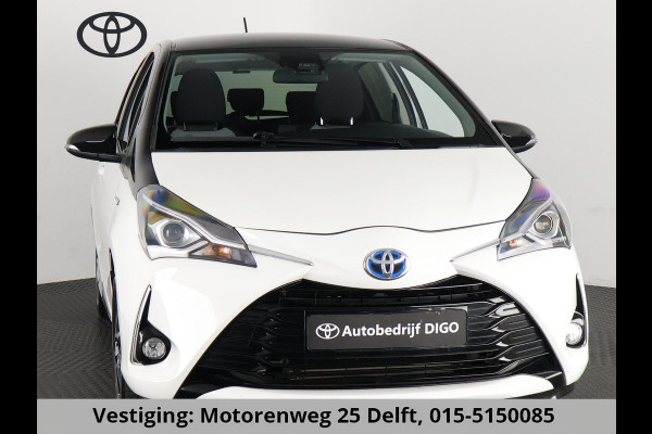 Toyota Yaris 1.5 HYBRID DESIGN SPORT BI-TONE AUTOMAAT CLOUD NAVIGATIE. BIJNA 2020.CAMERA. GARANTIE TOT 2030