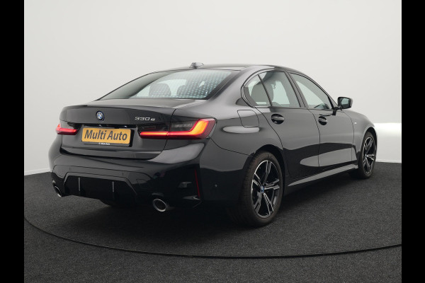 BMW 3-serie 330e M Sport Plug In Hybrid 293pk PHEV | Widescreen Navi |Head Up | Alcantara Sportstoelen Verwarmd | Sfeerverlichting | Camera | BLIS | Keyless |