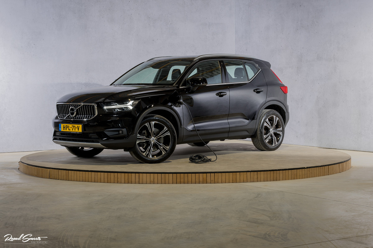 Volvo XC40 1.5 T4 Recharge Inscription | Adaptieve cruise | Harman Kardon | Memory stoel | Apple carplay | Volvo XC40 1.5 T4 Recharge Inscription | Adaptieve cruise | Harman Kardon | Memory stoel | Apple carplay |