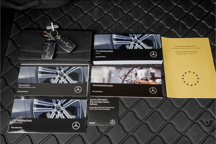 Mercedes-Benz CLA-Klasse Shooting Brake 250 e AMG Night Pano Burmester Facelift Trekhaak