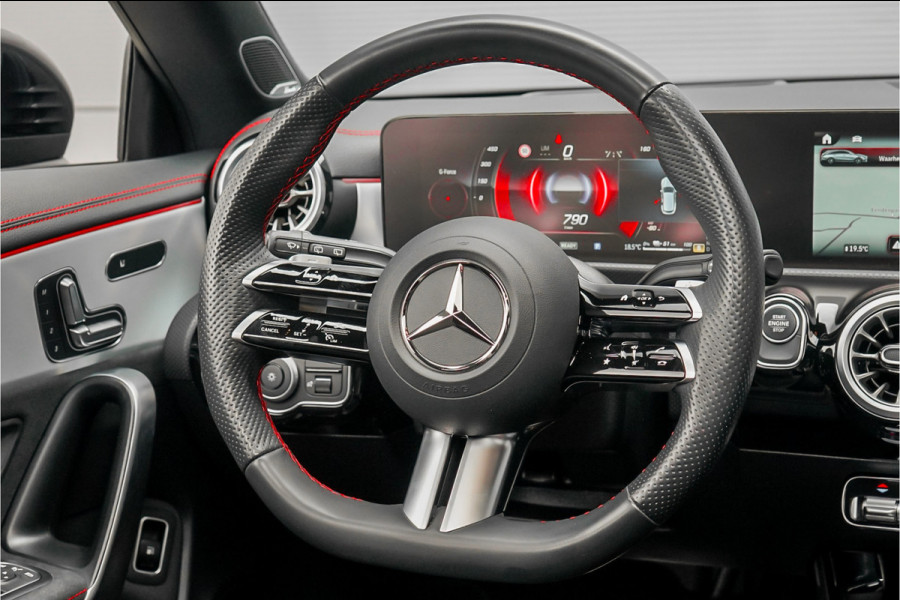 Mercedes-Benz CLA-Klasse Shooting Brake 250 e AMG Night Pano Burmester Facelift Trekhaak