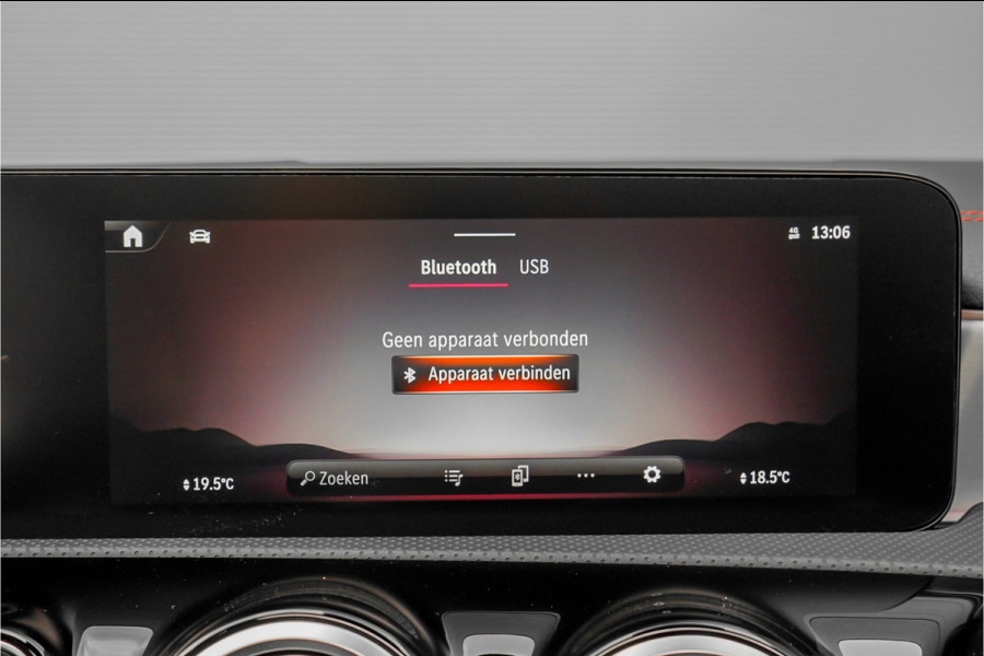 Mercedes-Benz CLA-Klasse Shooting Brake 250 e AMG Night Pano Burmester Facelift Trekhaak
