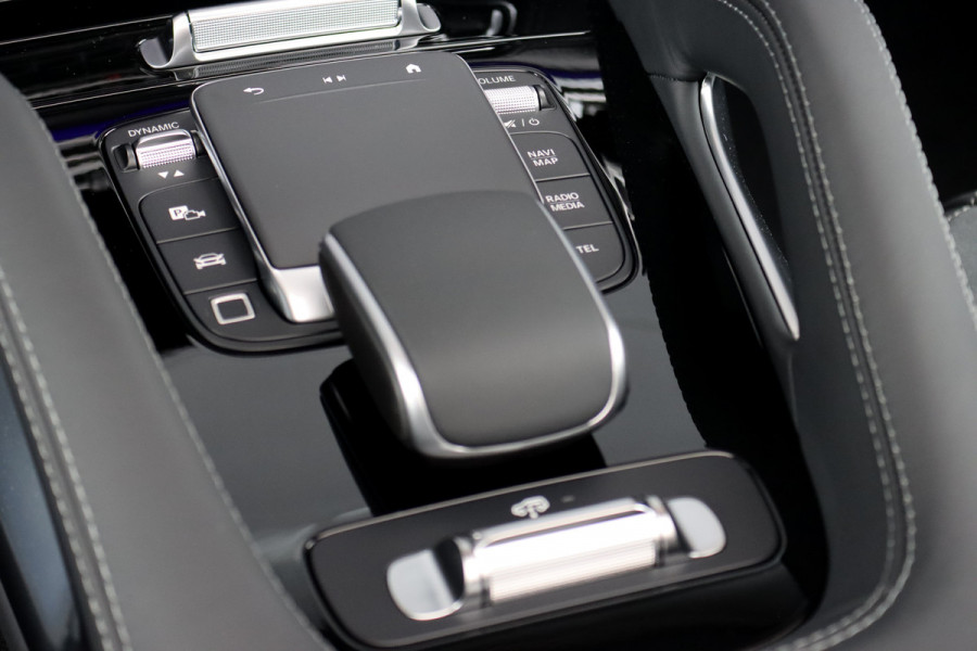 Mercedes-Benz GLE Coupé AMG 53 Hybrid 4MATIC+ Premium Aut9 | Facelift | 'Manufaktur' | Airmatic | Distronic | Carbon | Panoramadak | Massage | Trekhaak | Vlakkenverwarming | HUD | Stoelventilatie | Luchtkwaliteitspakket |