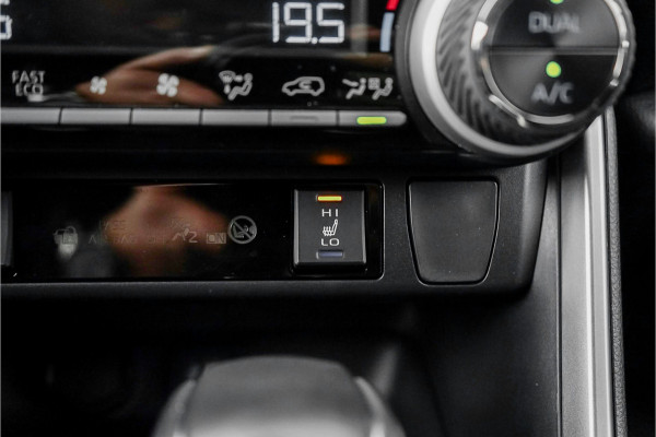 Toyota RAV4 2.5 Hybrid AWD Executive Leder Camera Trekhaak 19"