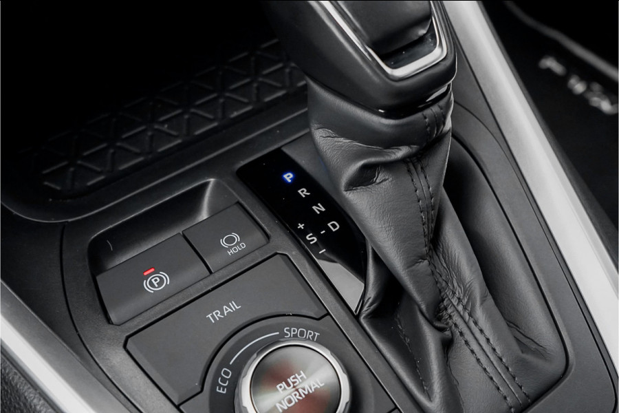 Toyota RAV4 2.5 Hybrid AWD Executive Leder Camera Trekhaak 19"